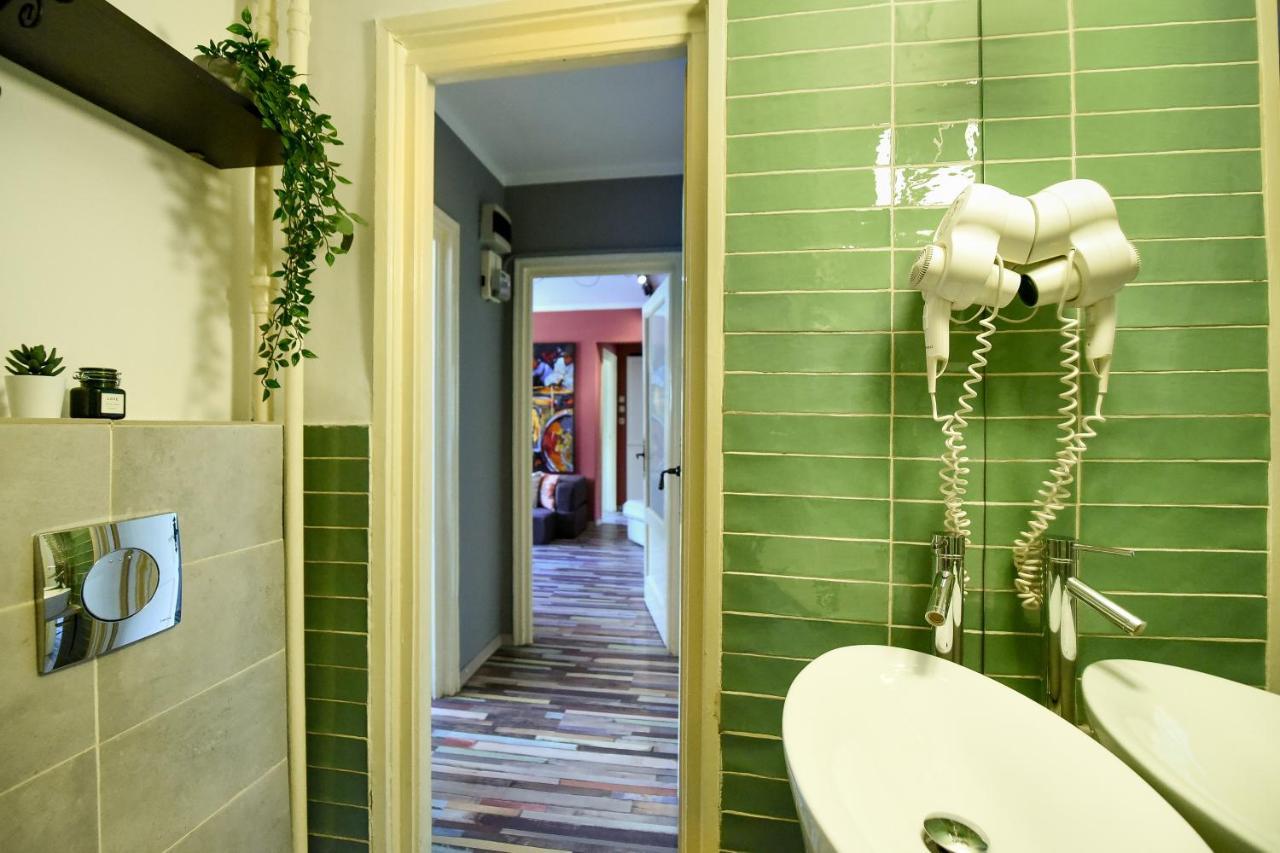 Captivating Old Town Apartment Bucharest Luaran gambar
